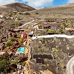 Apartment Castillo Lanzarote Bentley - Luxury -sleep In A Volcanic Cave *