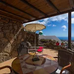 Apartment Castillo Lanzarote Bentley - Luxury -sleep In A Volcanic Cave Tías