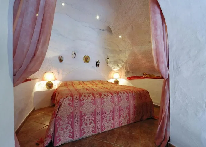 Castillo Lanzarote Bentley - Luxury -sleep In A Volcanic Cave Apartamento Tías