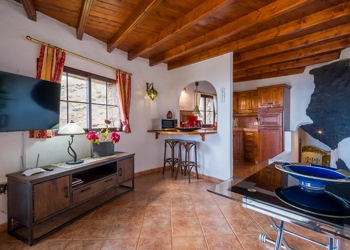 Castillo Lanzarote Bentley - Luxury -sleep In A Volcanic Cave Apartamento *