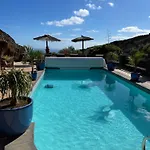 Castillo Lanzarote Bentley - Luxury -sleep In A Volcanic Cave * Tias