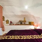 Castillo Lanzarote Bentley - Luxury -sleep In A Volcanic Cave * Tias