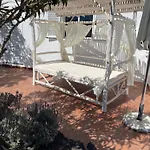 Castillo Lanzarote Bentley - Luxury -sleep In A Volcanic Cave *