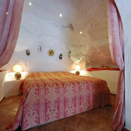 Castillo Lanzarote Bentley - Luxury -sleep In A Volcanic Cave Apartmán Tías