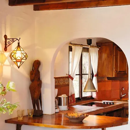 Apartament Castillo Lanzarote Bentley - Luxury -sleep In A Volcanic Cave Tías