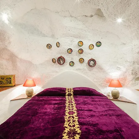 Castillo Lanzarote Bentley - Luxury -sleep In A Volcanic Cave *