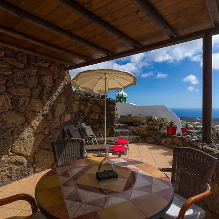 Apartmán Castillo Lanzarote Bentley - Luxury -sleep In A Volcanic Cave Tías