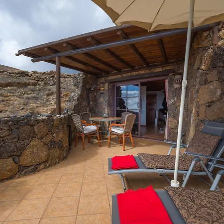 Apartmán Castillo Lanzarote Bentley - Luxury -sleep In A Volcanic Cave