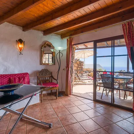 Apartamento Castillo Lanzarote Bentley - Luxury -sleep In A Volcanic Cave Tías