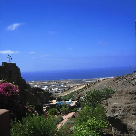 Apartamento Castillo Lanzarote Bentley - Luxury -sleep In A Volcanic Cave *