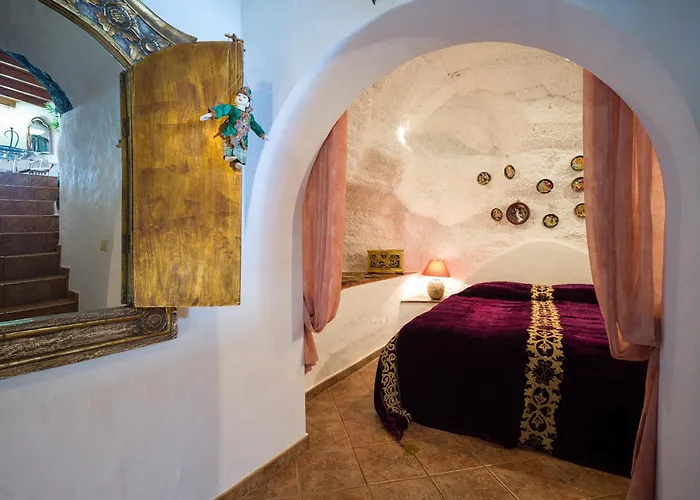 Apartment Castillo Lanzarote Bentley - Luxury -sleep In A Volcanic Cave