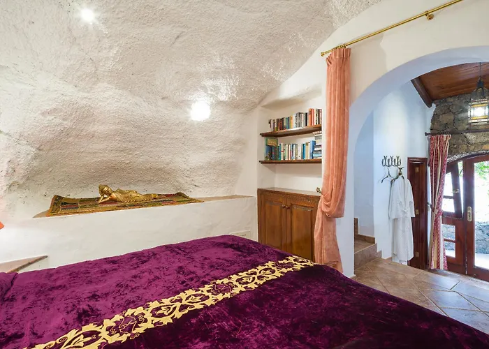 Castillo Lanzarote Bentley - Luxury -sleep In A Volcanic Cave Apartment *