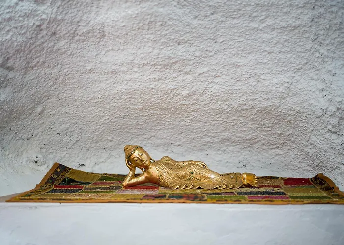 Castillo Lanzarote Bentley - Luxury -sleep In A Volcanic Cave Tias