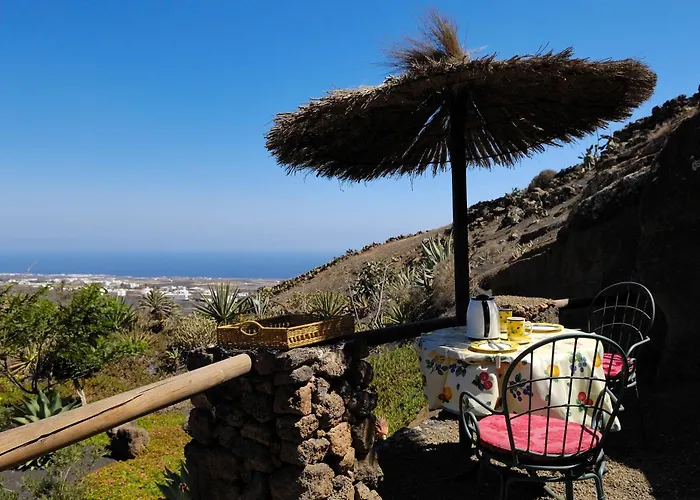 Apartamento Castillo Lanzarote Bentley - Luxury -sleep In A Volcanic Cave *